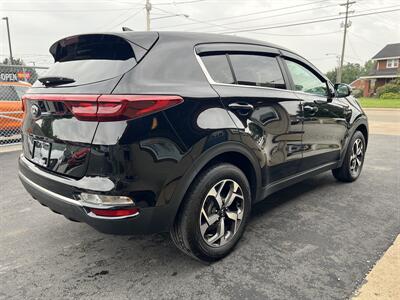 2020 Kia Sportage LX - Photo 16 - Canton, OH 44707