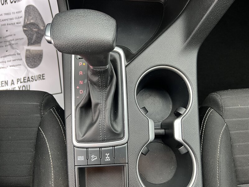 2020 Kia Sportage LX - Photo 9 - Canton, OH 44707