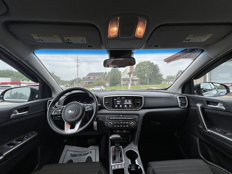 2020 Kia Sportage LX - Photo 6 - Canton, OH 44707