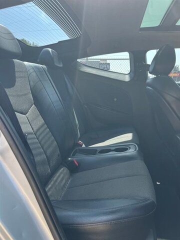 2012 Hyundai VELOSTER - Photo 12 - Canton, OH 44707