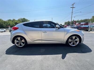 2012 Hyundai VELOSTER - Photo 10 - Canton, OH 44707