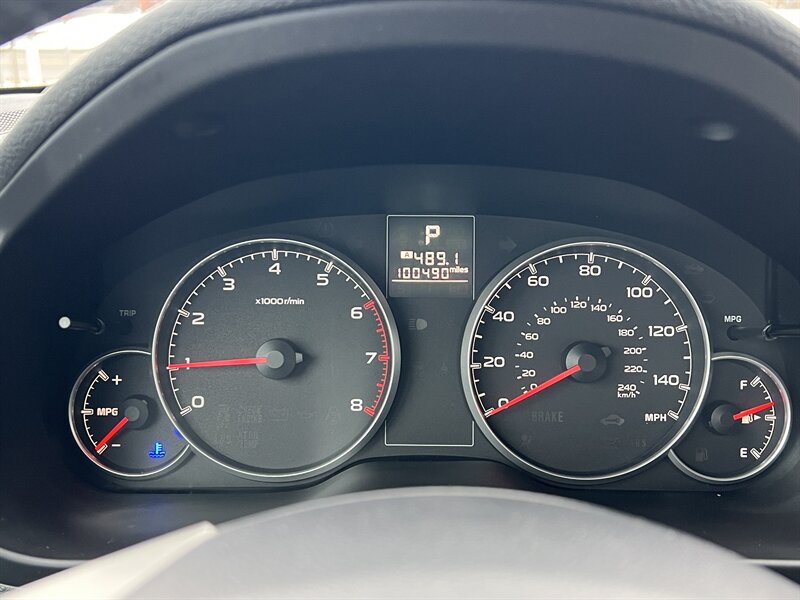 2013 Subaru Legacy 2.5i Premium - Photo 6 - Canton, OH 44707