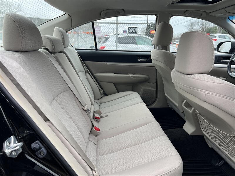 2013 Subaru Legacy 2.5i Premium - Photo 15 - Canton, OH 44707