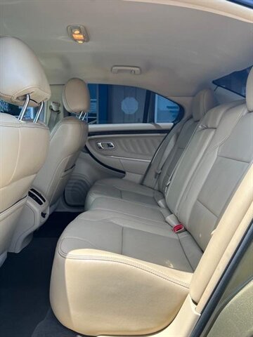 2013 Ford Taurus Limited - Photo 4 - Canton, OH 44707