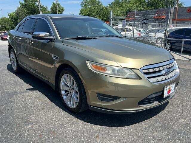 2013 Ford Taurus Limited - Photo 10 - Canton, OH 44707