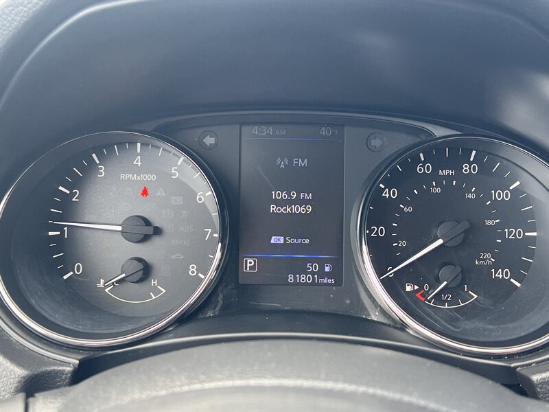 2020 Nissan Rogue SV - Photo 5 - Canton, OH 44707