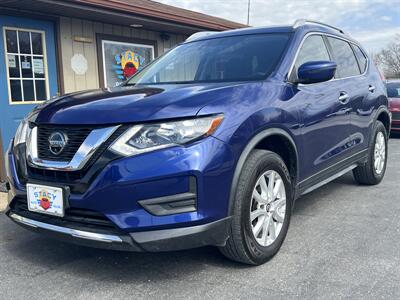 2020 Nissan Rogue SV   - Photo 2 - Canton, OH 44707