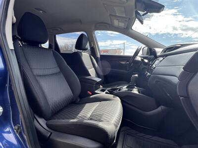 2020 Nissan Rogue SV   - Photo 18 - Canton, OH 44707