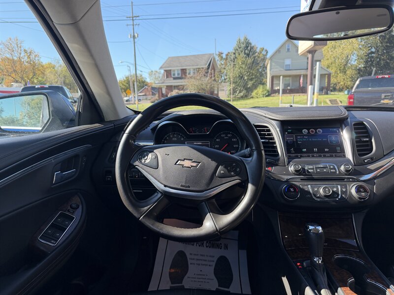 2014 Chevrolet Impala LT - Photo 8 - Canton, OH 44707