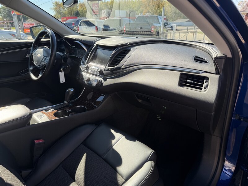 2014 Chevrolet Impala LT - Photo 18 - Canton, OH 44707
