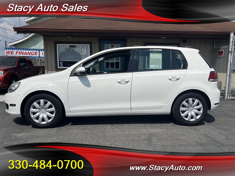 2011 Volkswagen Golf 2.5L   - Photo 1 - Canton, OH 44707
