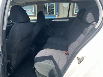 2011 Volkswagen Golf 2.5L   - Photo 10 - Canton, OH 44707