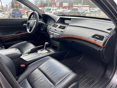 2012 Honda Accord EX-L V6   - Photo 17 - Canton, OH 44707