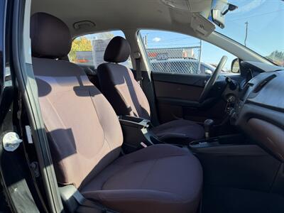 2010 Kia Forte EX   - Photo 17 - Canton, OH 44707