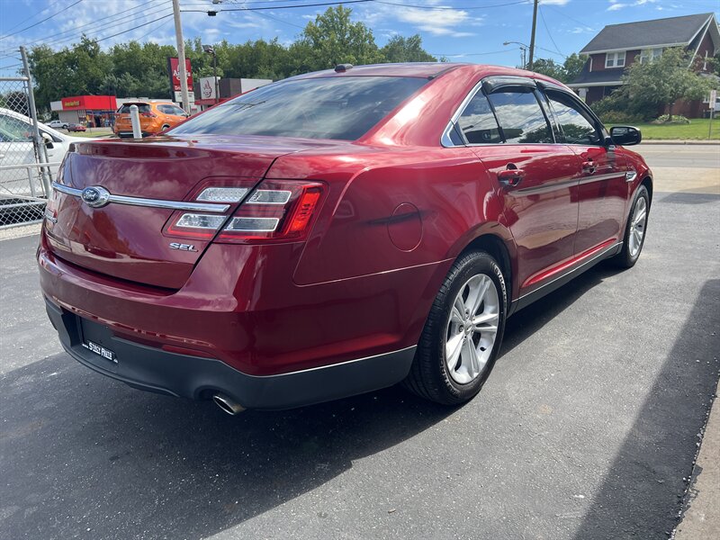 2014 Ford Taurus SEL - Photo 12 - Canton, OH 44707