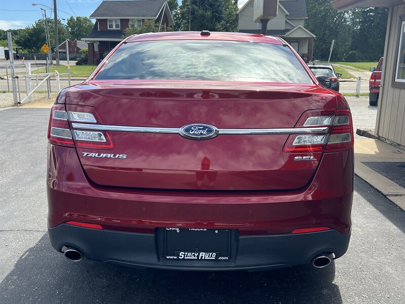2014 Ford Taurus SEL - Photo 11 - Canton, OH 44707