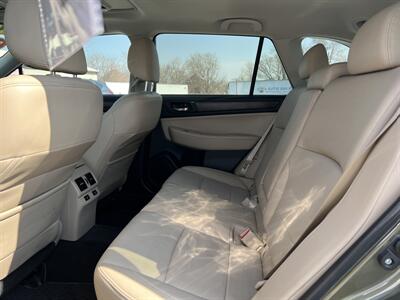 2015 Subaru Outback 3.6R Limited   - Photo 8 - Canton, OH 44707