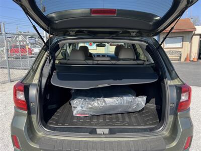 2015 Subaru Outback 3.6R Limited   - Photo 10 - Canton, OH 44707