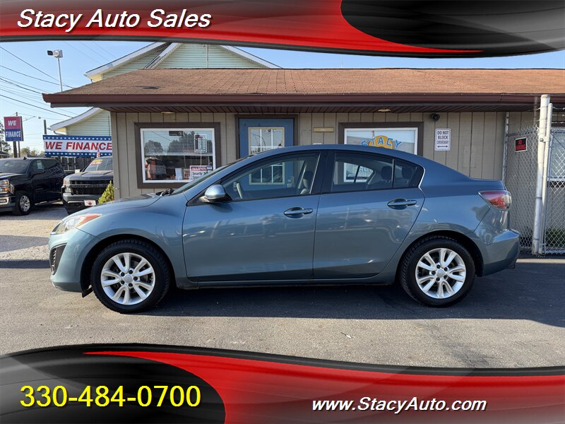 2011 Mazda Mazda3 i Sport   - Photo 1 - Canton, OH 44707