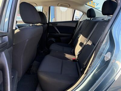2011 Mazda Mazda3 i Sport - Photo 10 - Canton, OH 44707