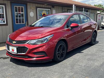 2018 Chevrolet Cruze LT Auto - Photo 2 - Canton, OH 44707