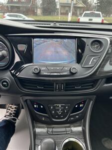2017 Buick Envision Essence   - Photo 5 - Canton, OH 44707