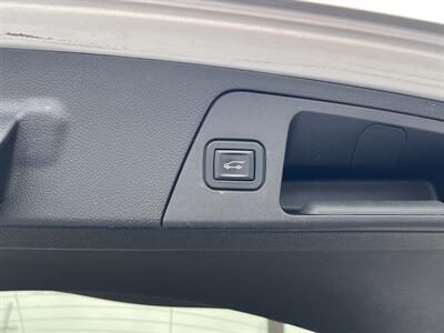 2017 Buick Envision Essence   - Photo 15 - Canton, OH 44707