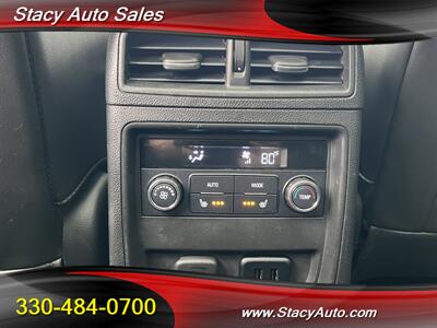 2017 Buick Envision Essence   - Photo 10 - Canton, OH 44707