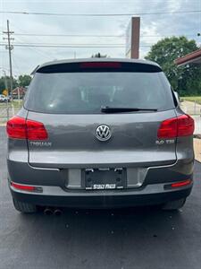 2012 Volkswagen Tiguan SE - Photo 9 - Canton, OH 44707