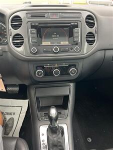 2012 Volkswagen Tiguan SE - Photo 6 - Canton, OH 44707