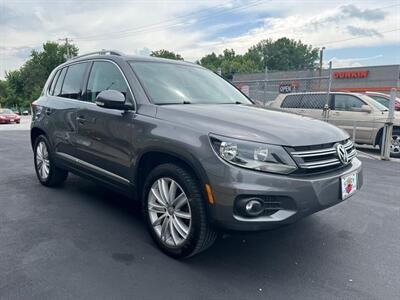 2012 Volkswagen Tiguan SE - Photo 15 - Canton, OH 44707