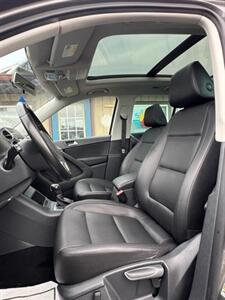 2012 Volkswagen Tiguan SE - Photo 3 - Canton, OH 44707