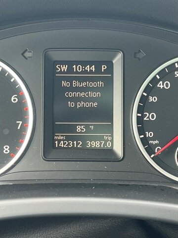 2012 Volkswagen Tiguan SE - Photo 7 - Canton, OH 44707