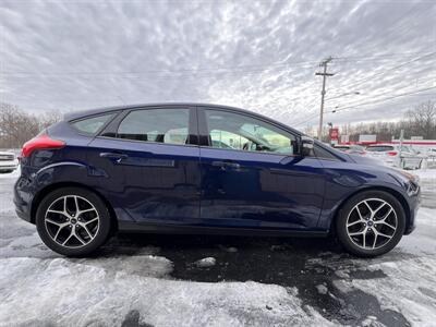 2017 Ford Focus SEL   - Photo 15 - Canton, OH 44707