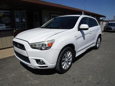 2011 Mitsubishi Outlander Sport SE - Photo 2 - Canton, OH 44707