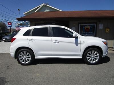 2011 Mitsubishi Outlander Sport SE - Photo 9 - Canton, OH 44707