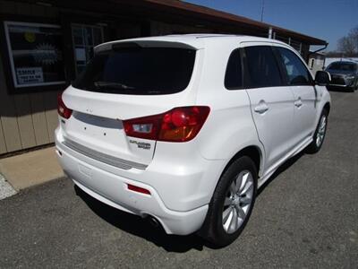 2011 Mitsubishi Outlander Sport SE - Photo 8 - Canton, OH 44707