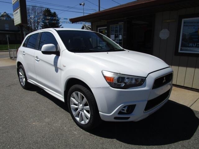 2011 Mitsubishi Outlander Sport SE - Photo 4 - Canton, OH 44707