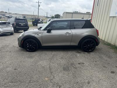 2017 MINI Cooper 3-door S   - Photo 10 - Midlothian, TX 76016