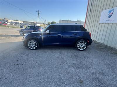 2015 MINI Cooper 5-door - Photo 17 - Midlothian, TX 76056