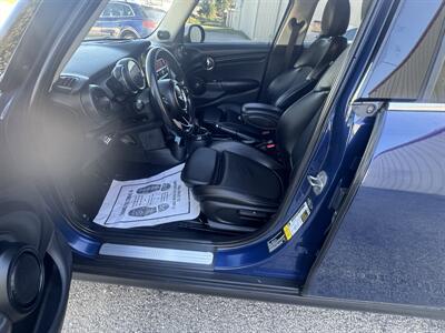 2015 MINI Cooper 5-door - Photo 15 - Midlothian, TX 76056