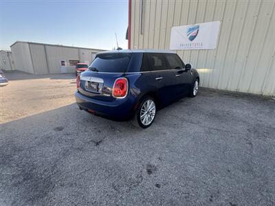 2015 MINI Cooper 5-door - Photo 5 - Midlothian, TX 76056