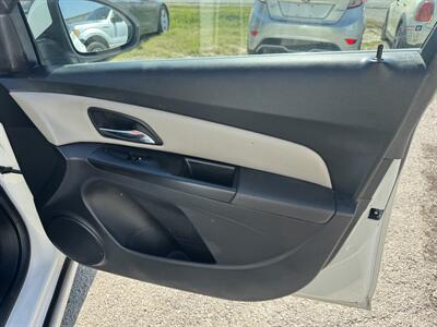 2014 Chevrolet Cruze 1LT Auto   - Photo 16 - Midlothian, TX 76016