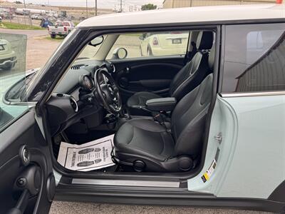 2011 MINI Cooper   - Photo 8 - Midlothian, TX 76016