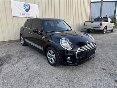 2015 MINI Hardtop 4 Door Cooper   - Photo 4 - Midlothian, TX 76056