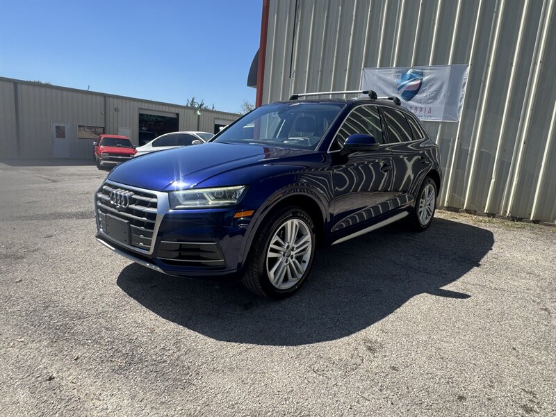 2018 Audi Q5 2.0T quattro Prestige  