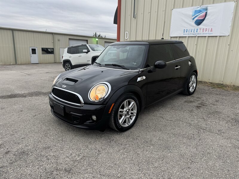 2013 MINI Hardtop Cooper S   - Photo 1 - Midlothian, TX 76056