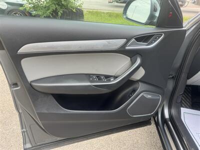 2016 Audi Q3 2.0T quattro Prestige   - Photo 13 - Midlothian, TX 76056