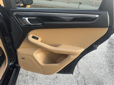 2017 Porsche Macan   - Photo 16 - Midlothian, TX 76056