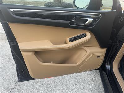 2017 Porsche Macan   - Photo 11 - Midlothian, TX 76056